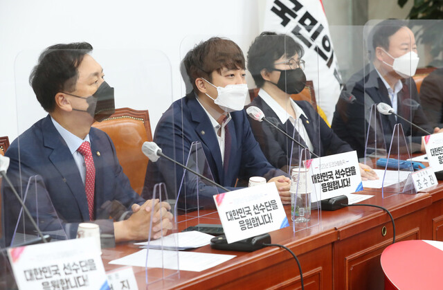진윤 이미지