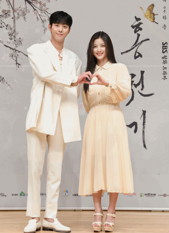 배우 안효섭(왼쪽)과 김유정은 SBS 새 월화드라마 '홍천기'로 첫 연기 호흡을 맞춘다. /SBS 제공