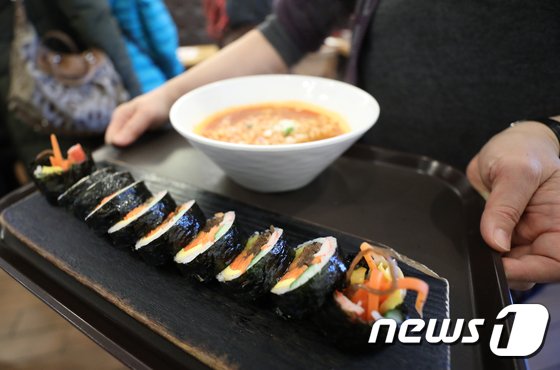 김밥 이미지