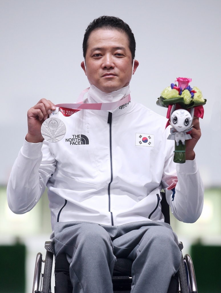박진호 이미지