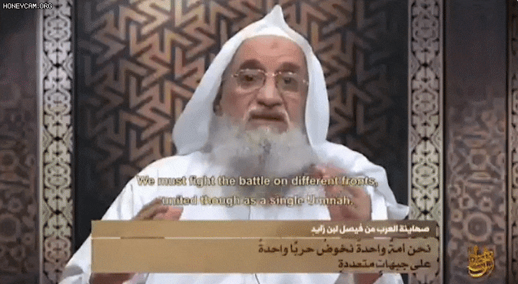 오사마 빈라덴에 이어 이슬람 극단주의 테러조직 알카에다를 이끌었던 아이만 알자와히리(70)가 9·11테러 20주년을 맞아 지난 11일(현지 시각) 영상 메시지를 내놓았다고 이스라엘 일간 타임스오브이스라엘 등이 보도했다. 알자와히리는 “미국이 20년 전쟁 끝에 부서지고 산산조각 나 아프간을 떠났다”며 “(앞으로도) 적이 경제·군사적 문제로 지치게 만들어 힘을 소진하게 해야 한다”고 했다. /트위터