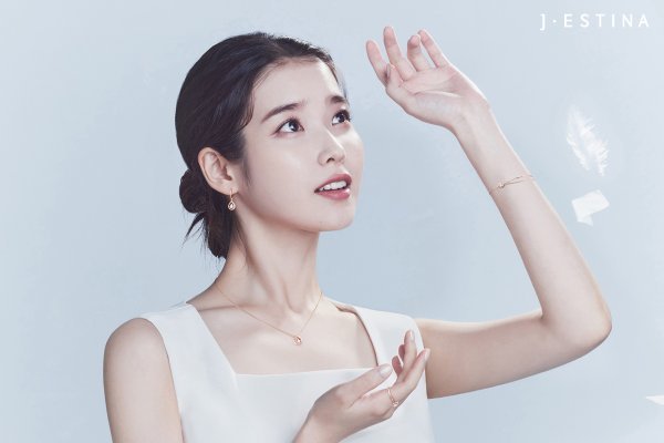 순백결정 이미지