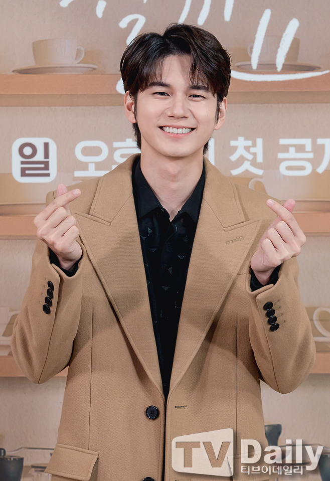 커피에진심인남자 이미지