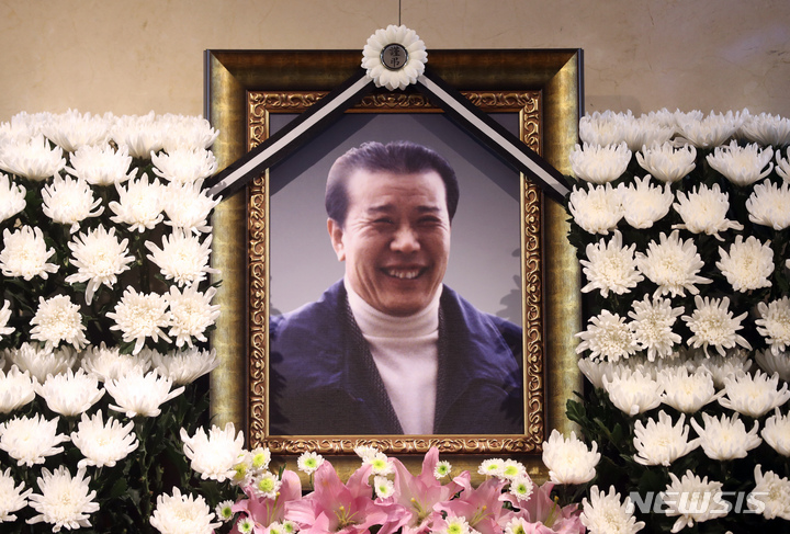 거목 이미지