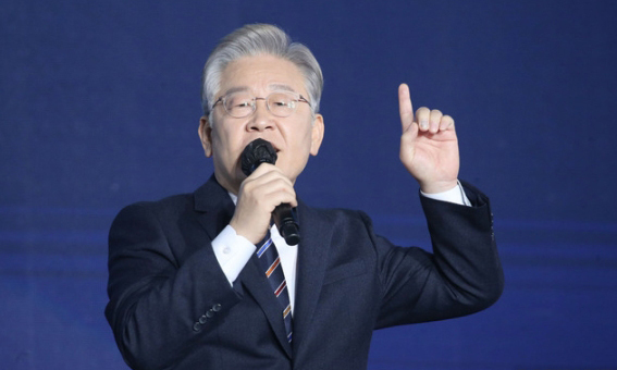 넥타이맨 이미지