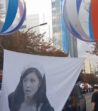 지난 13일 오후 2시 '신남성연대' 측이 연 서울 신촌역 인근에서 열린 '여가부' 폐지 시위. (유튜브 갈무리) © 뉴스1