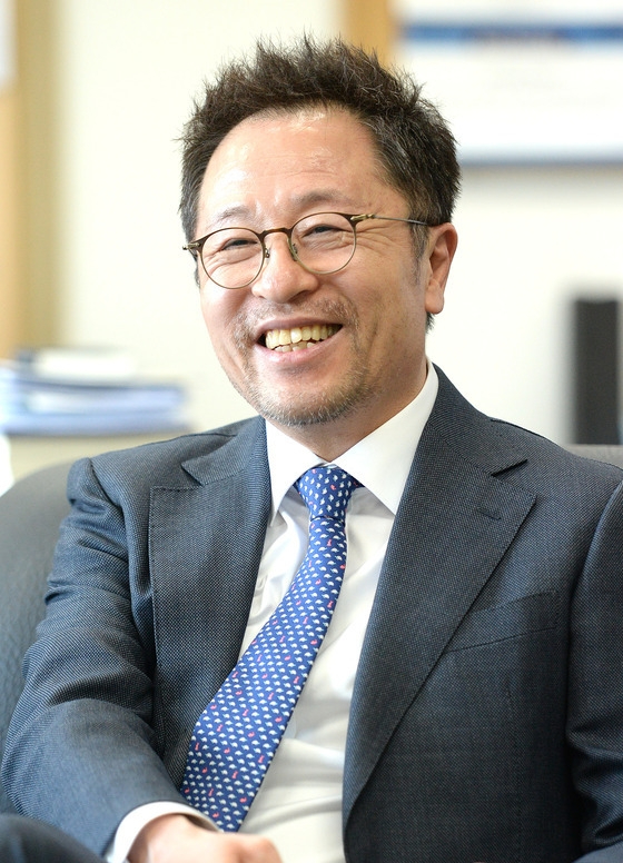 우정산업 이미지