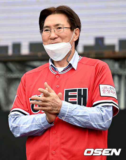 김종모 이미지