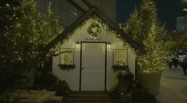 현대백화점 크리스마스 장식(현대백화점 유튜브 채널)© 뉴스1