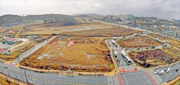 민간 사전청약 시작 오는 13일부터 민간분양 아파트 1391가구에 대한 사전청약을 접수하는 경기 오산시 오산세교2지구. 김영우 기자