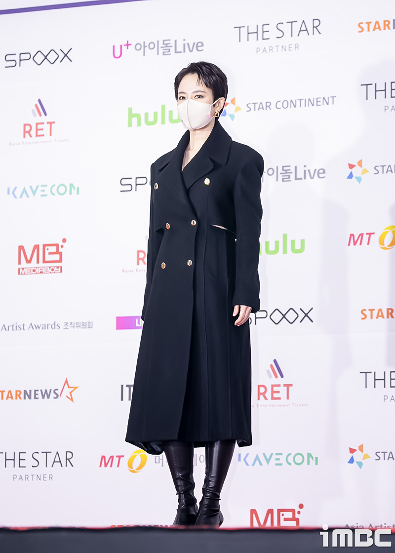 두발자유 이미지