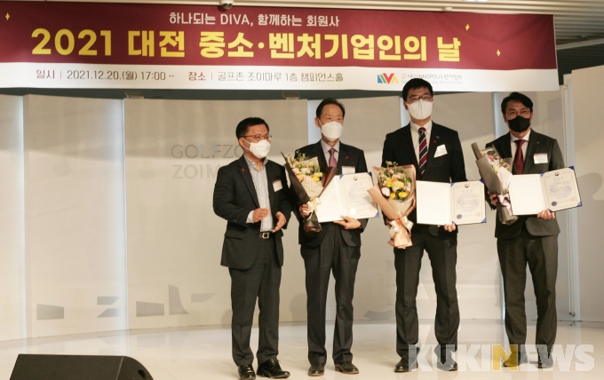 (주)나노하이테크 이미지