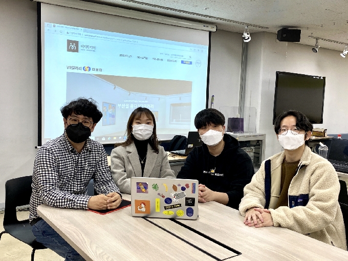 하나아트갤러리 이미지