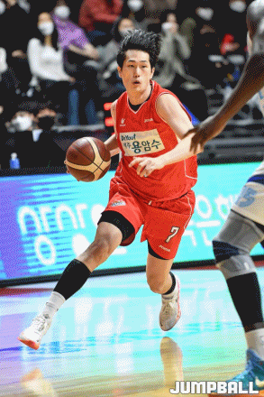 ▲ 오리온 최승욱의 피니쉬 득점과 세레머니