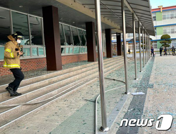 연일초등학교 급식소 이미지