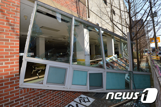 연일초등학교 급식소 이미지