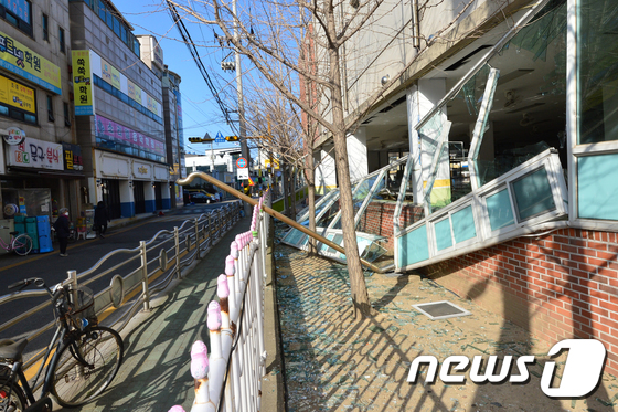 연일초등학교 급식소 이미지