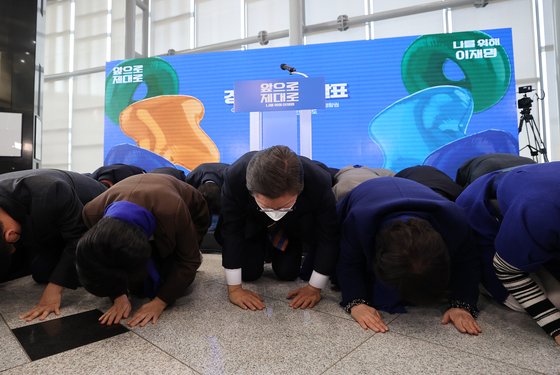 동서남북글로벌 이미지