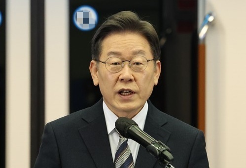 한복소녀 이미지
