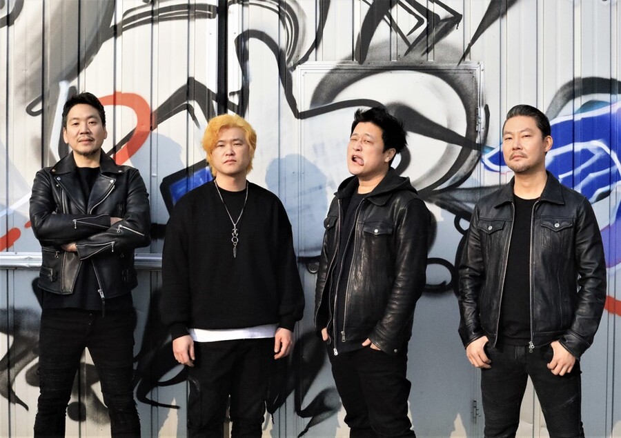 더스톰컴퍼니 이미지