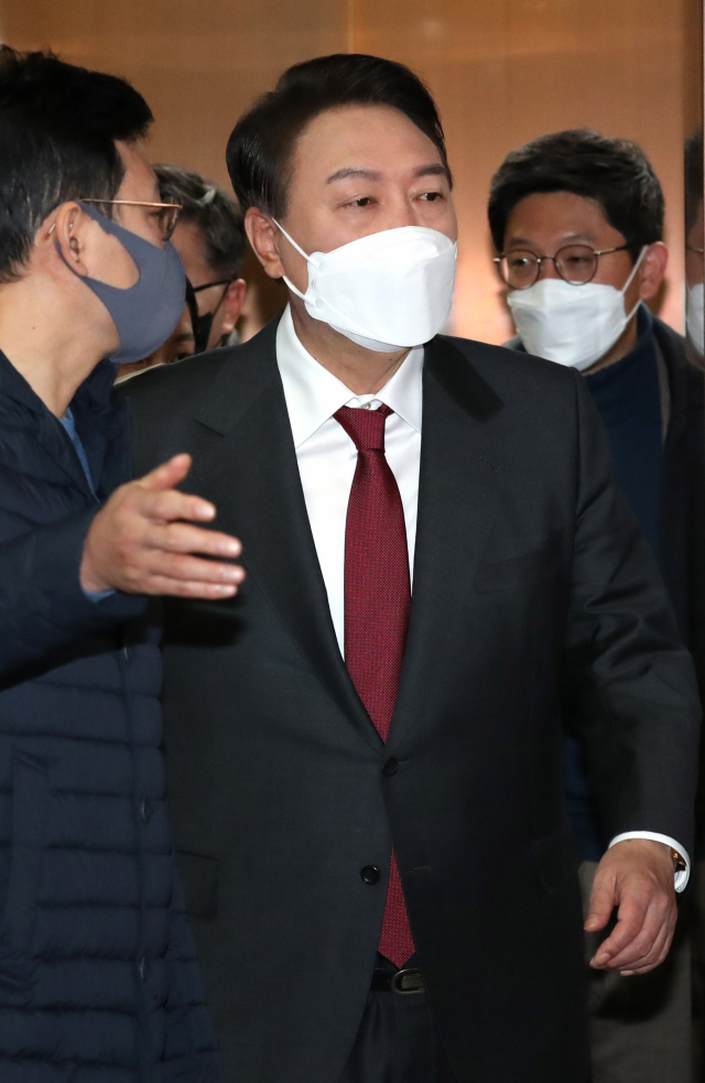 윤광고 이미지