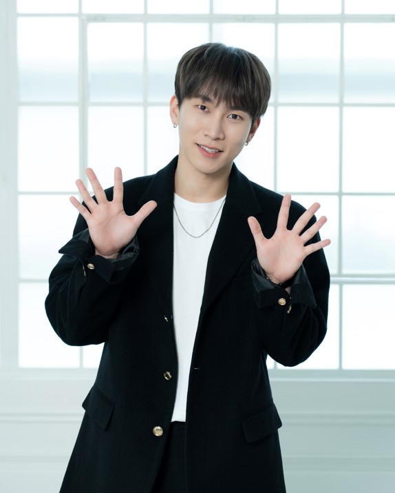 리(Re;) 피어나 이미지