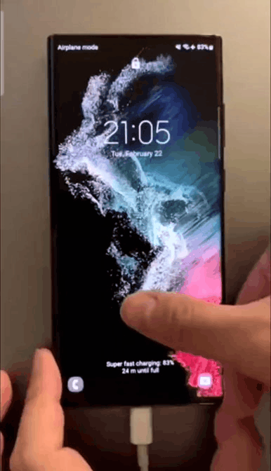 갤럭시S22 울트라 화면 깜빡임 현상 [사진=골든 리뷰어 트위터]