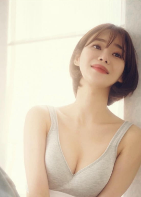 유나책방 이미지