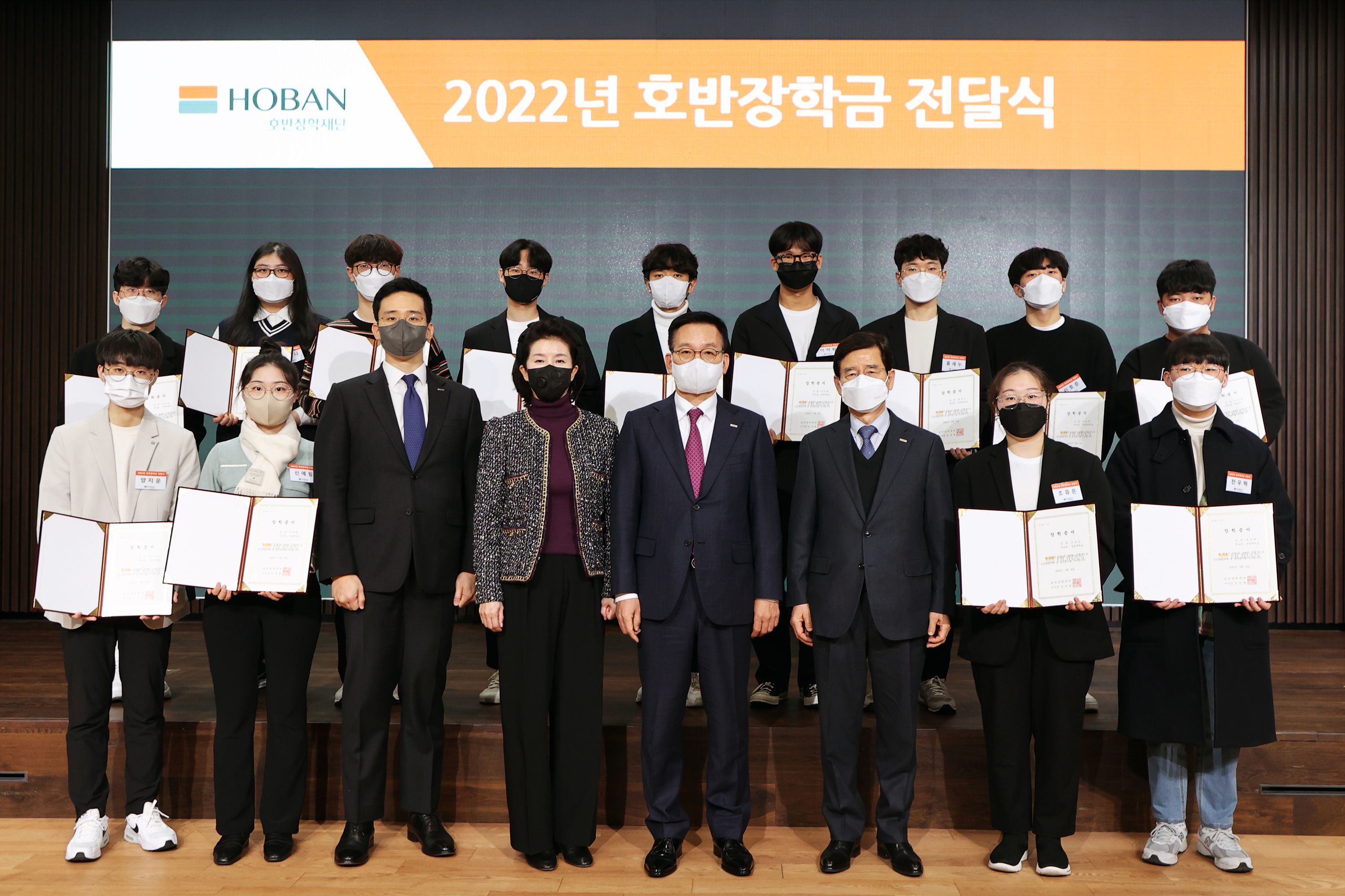 호반 이미지