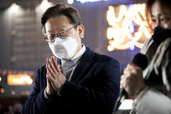 윤샌드 이미지