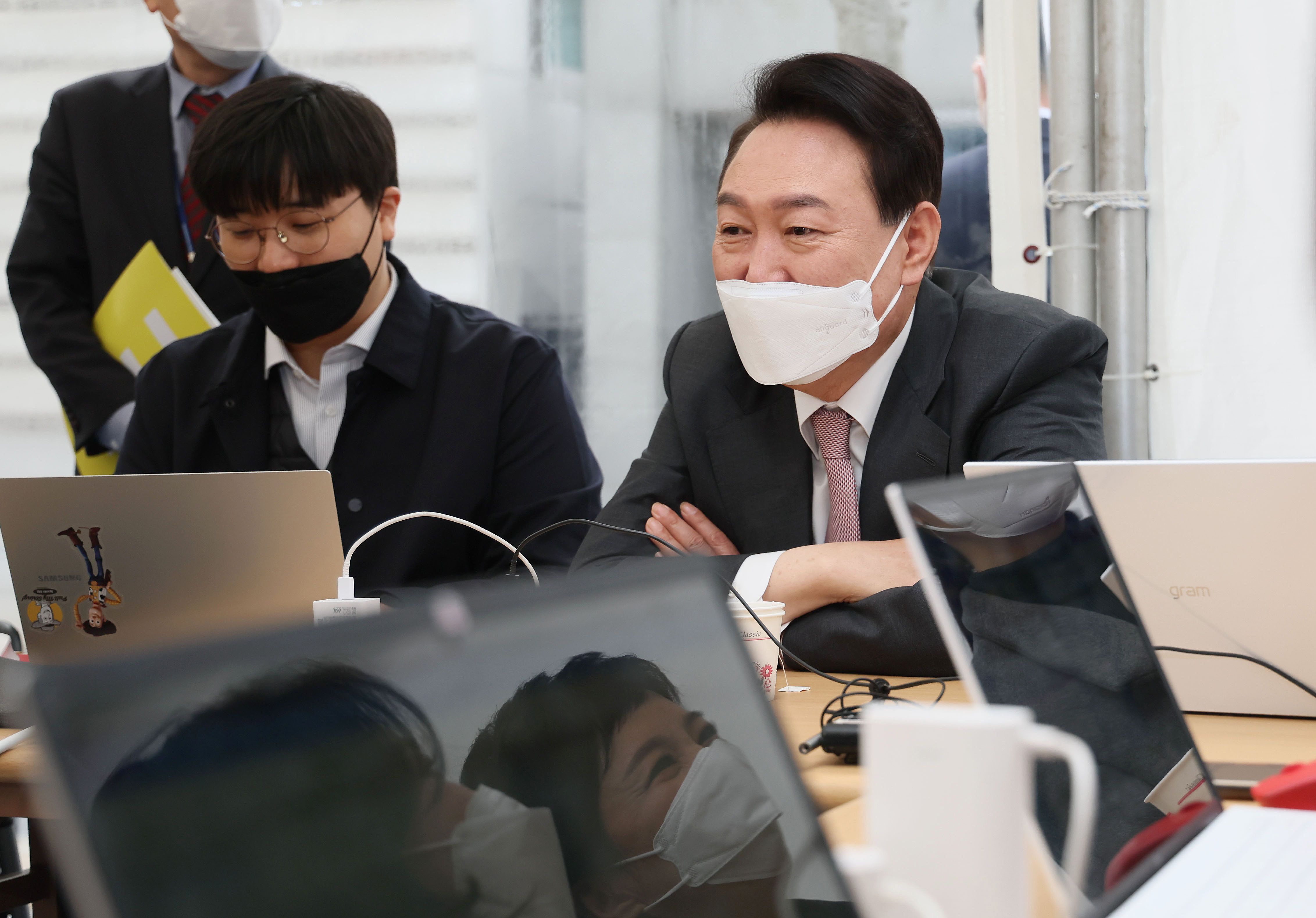 윤다방 이미지