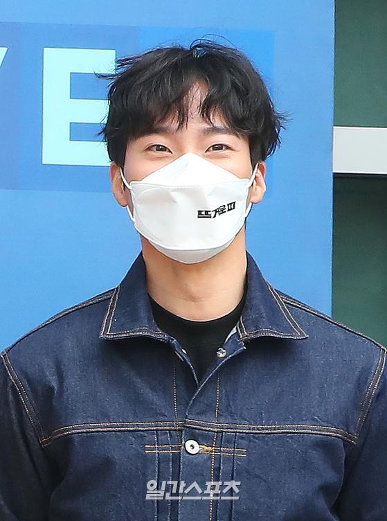 조각꽃피다 이미지