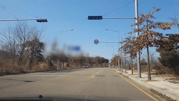 ‘초보운전 성지’를 직접 가 보니 통행 차량이 적어 운전하기가 심적으로 편했다. 2022.03.26