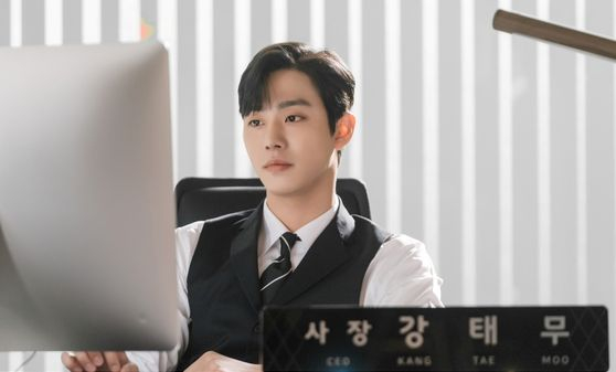 CELEB 이미지
