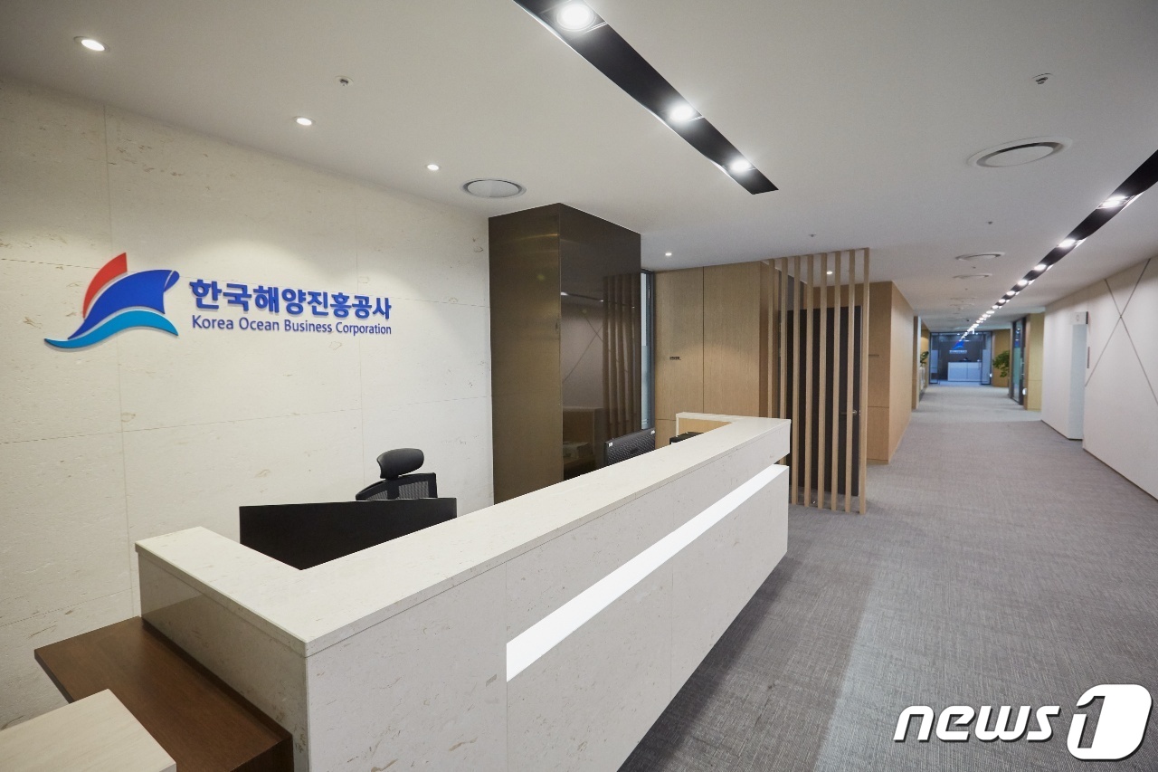 엠로지스 이미지