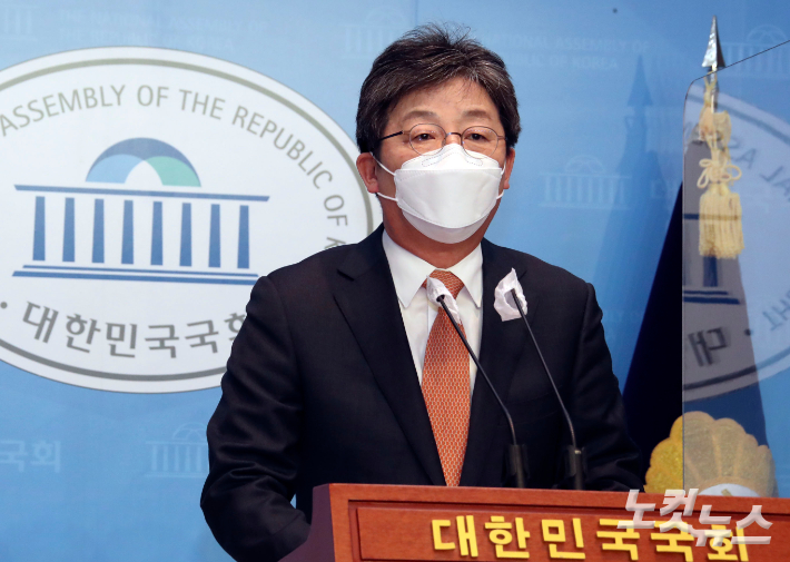 김*유 이미지