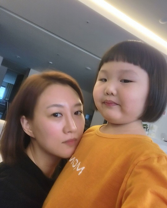 장윤정머리사랑 이미지
