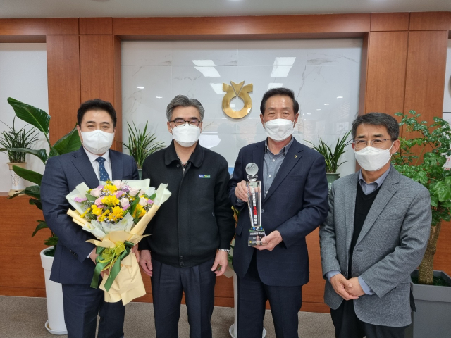 춘천철원화천양구축산업협동조합 이미지