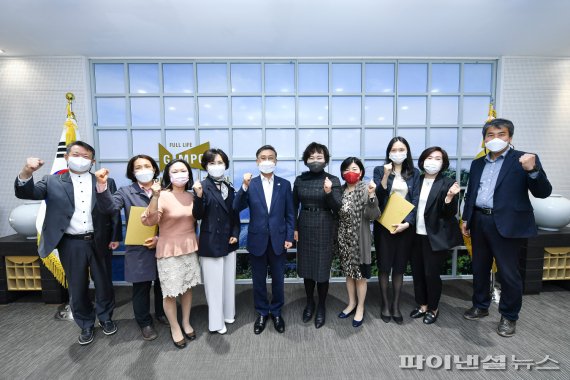 서현디앤씨 이미지
