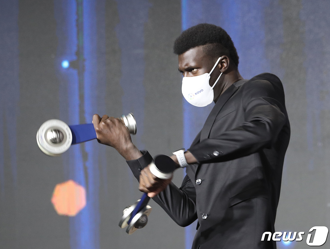 씨유넥스트 이미지