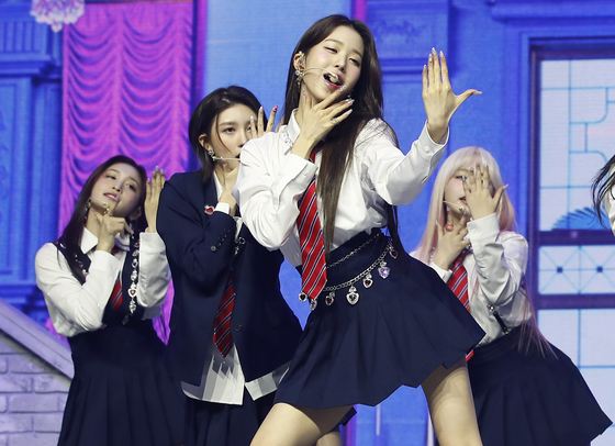 CELEB 이미지