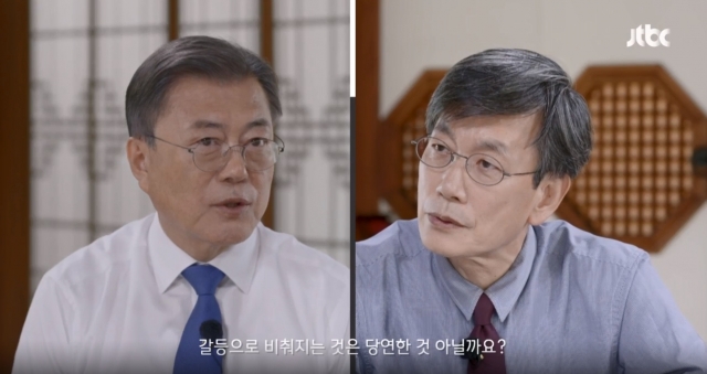 대담 이미지