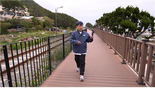 욜로(YOLO) 이미지