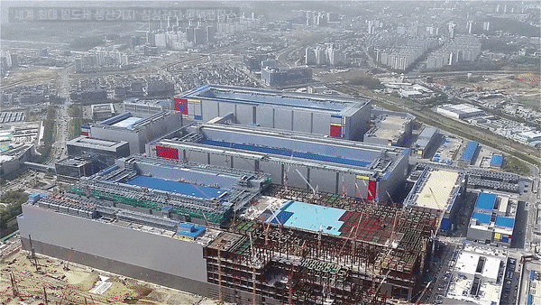 세계 최대 반도체 생산기지인 삼성전자 평택캠퍼스. (영상=삼성전자)
