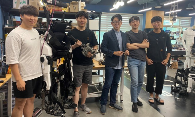 누구나자유 이미지