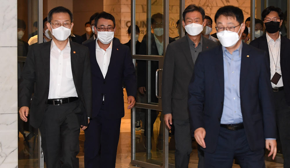 손통신 이미지