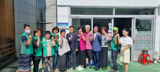 영동도서관 이미지
