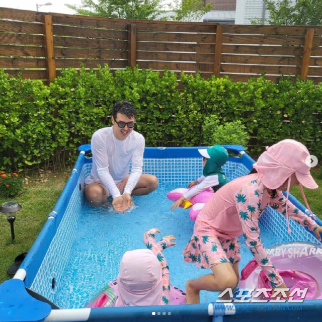 메이비아이 이미지