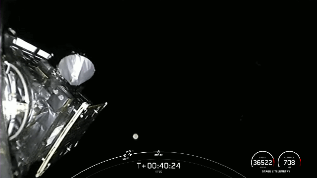 한국의 첫 달 궤도선 다누리가 미국 스페이스X 팰컨9 로켓으로부터 분리되고 심우주 항행을 떠나는 역사적인 모습. / 영상=스페이스X