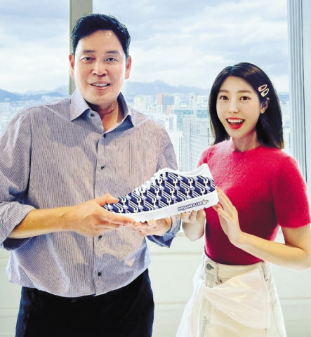 와이티그룹 이미지